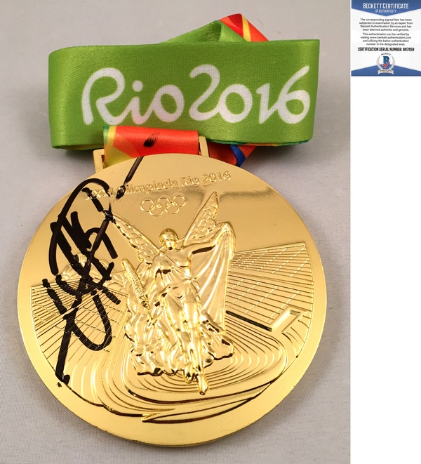 Usain Bolt Signed Rio 2016 Gold Medal Olympics Beckett BAS 3