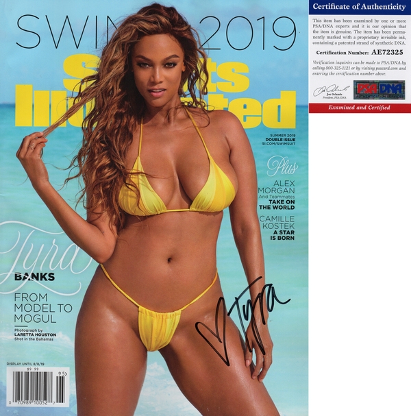 Tyra Banks Signed Magazine 2019 Sports Illustrated Swimsuit Issue PSA/DNA