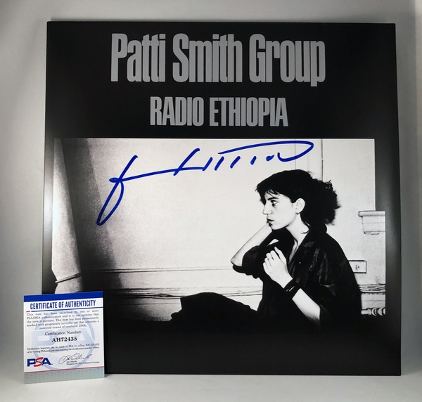 Patti Smith Signed LP Album Vinyl Radio Ethiopia PSA/DNA