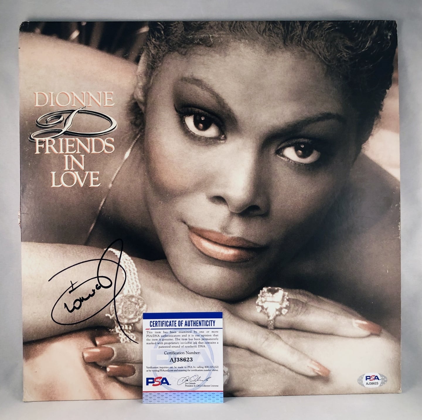 Dionne Warwick Signed Vinyl LP Album PSA/DNA 2