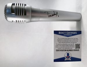 Dionne Warwick Signed Microphone PSA/DNA 2