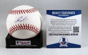 Cincinnati Reds Shogo Akiyama Signed Authentic MLB Baseball Beckett BAS