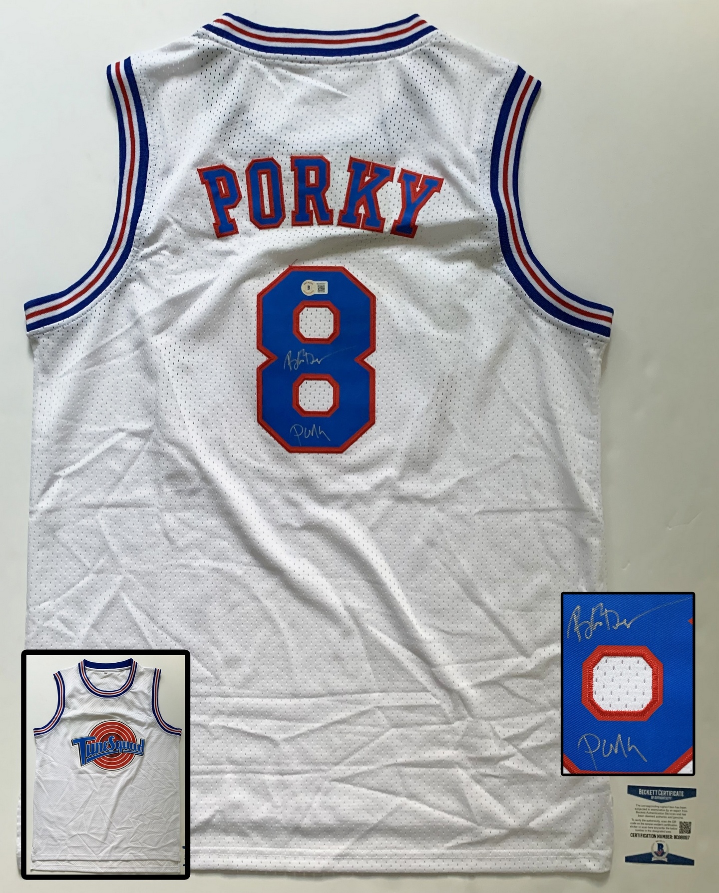 Bob Bergen Signed Jersey Porky Pig Beckett BAS 1