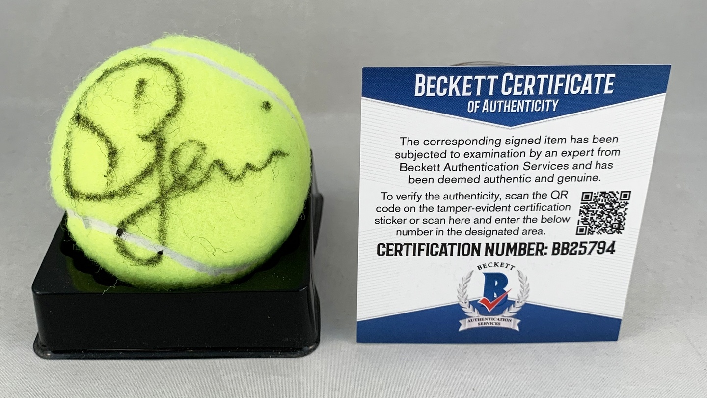 Eugenie Bouchard Signed Tennis Ball Beckett BAS 1