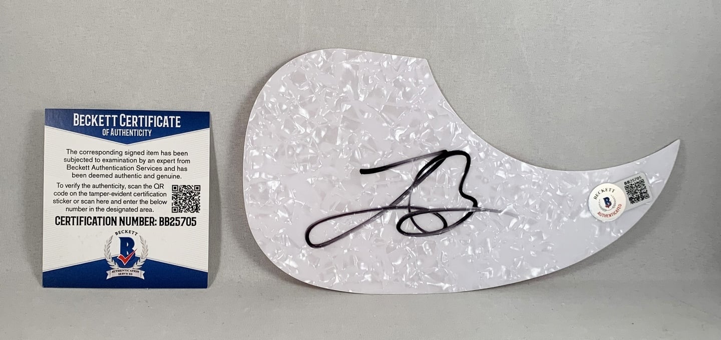 Lee Brice Autographed Acoustic PickGuard Beckett BAS 2