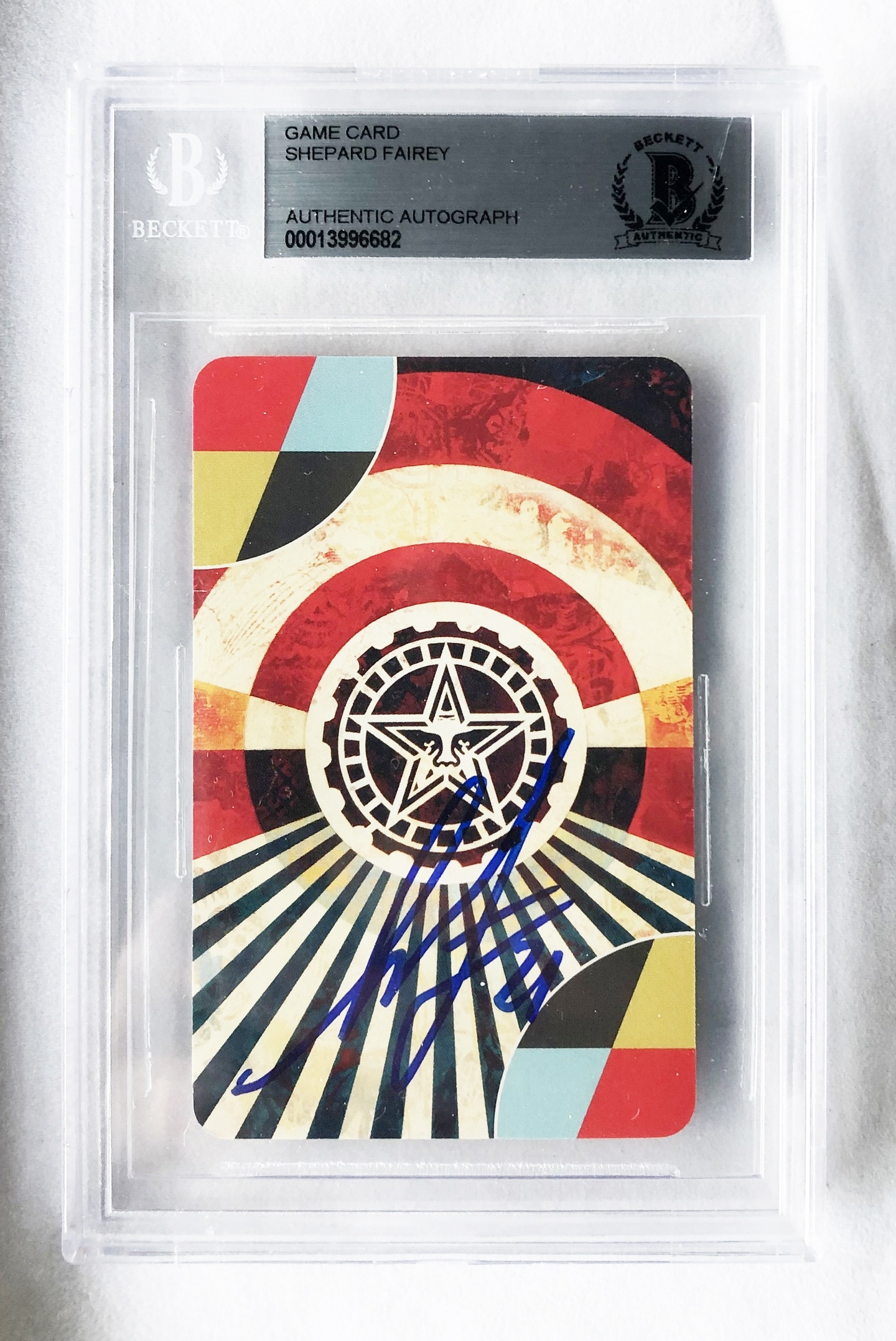 Shepard Fairey Signed Card Uno Limited Edition Beckett BAS 5