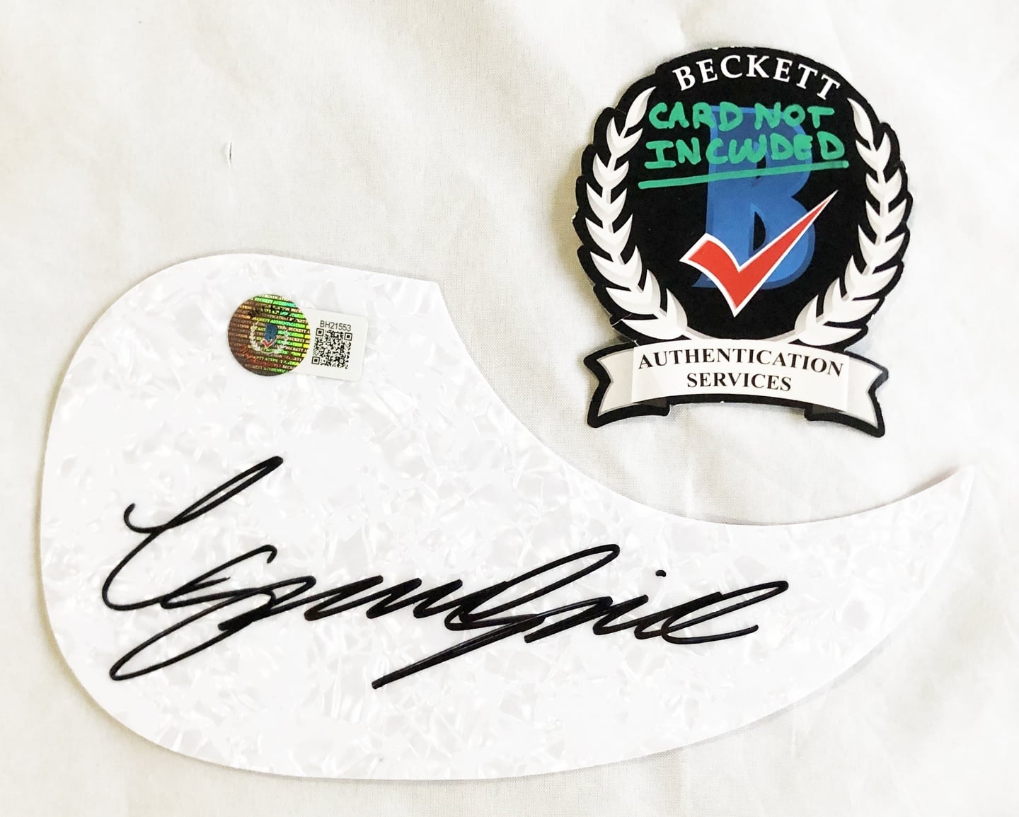 Lauren Spencer-Smith Signed Acoustic Pickguard Beckett BAS