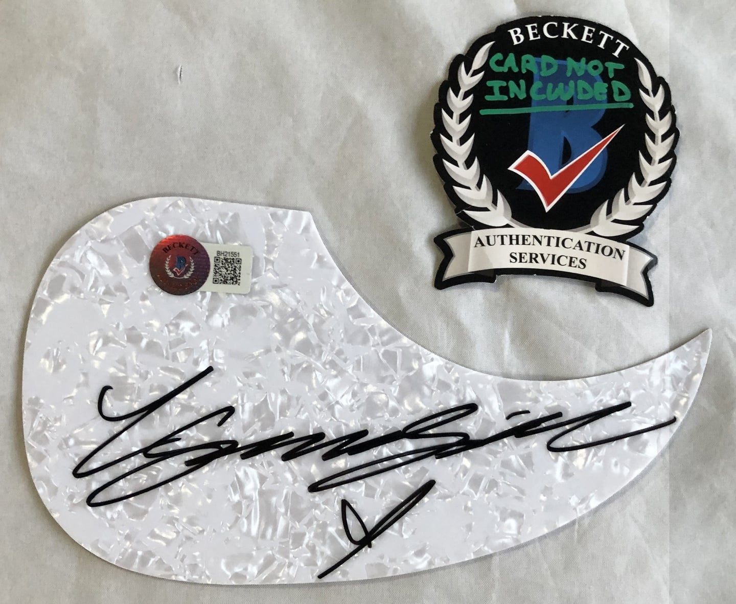 Lauren Spencer-Smith Signed Acoustic Pickguard Beckett BAS 2