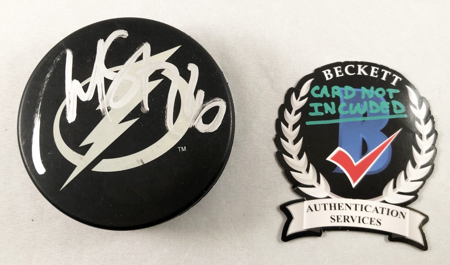 Martin St Louis Signed Hockey Puck Tampa Bay Lightning Beckett BAS