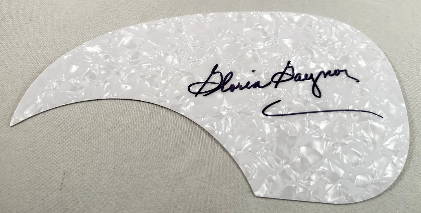 Gloria Gaynor Signed Acoustic Pickguard 2