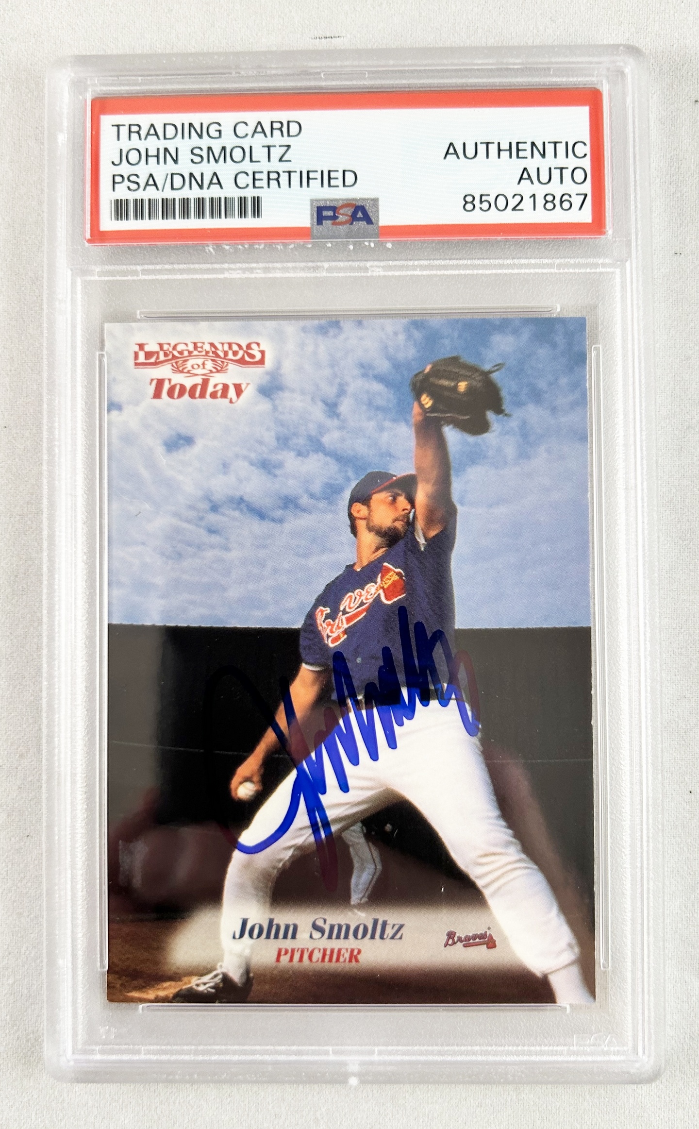John Smoltz Signed Card 1998 Fleer #132 PSA/DNA