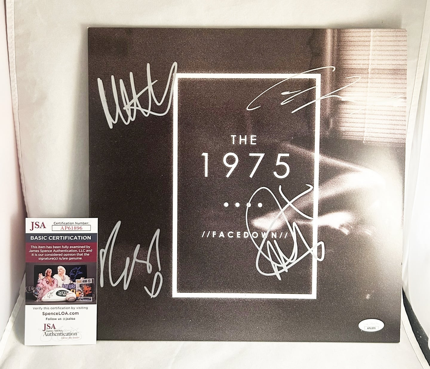 The 1975 Signed Vinyl LP Album Matt Healy Hann MacDonald Daniel JSA 2