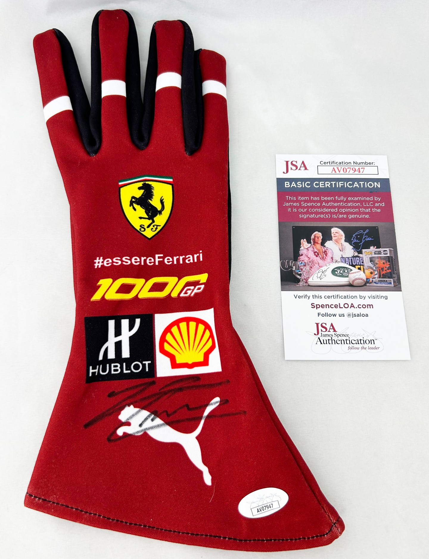 Photo 20x25cm Signée Charles Leclerc – Ferrari F1 2023 – Authentifiée JSA
