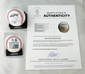 Albert Pujols Signed 700 Home Run Baseball St. Louis Cardinals Beckett BAS