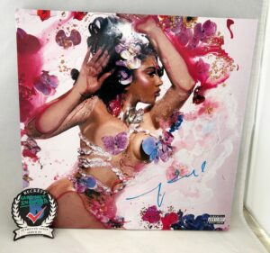Kali Uchis Signed Vinyl LP Album Beckett BAS 1