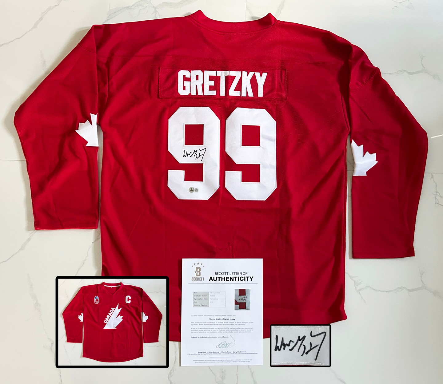 Wayne Gretzky Signed Jersey Canada Beckett BAS 1