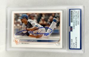 Jacob DeGrom Signed Card 2022 Topps #330 PSA/DNA