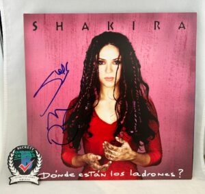 Shakira Signed Vinyl LP Album Donde Estan Los Ladrones Beckett BAS