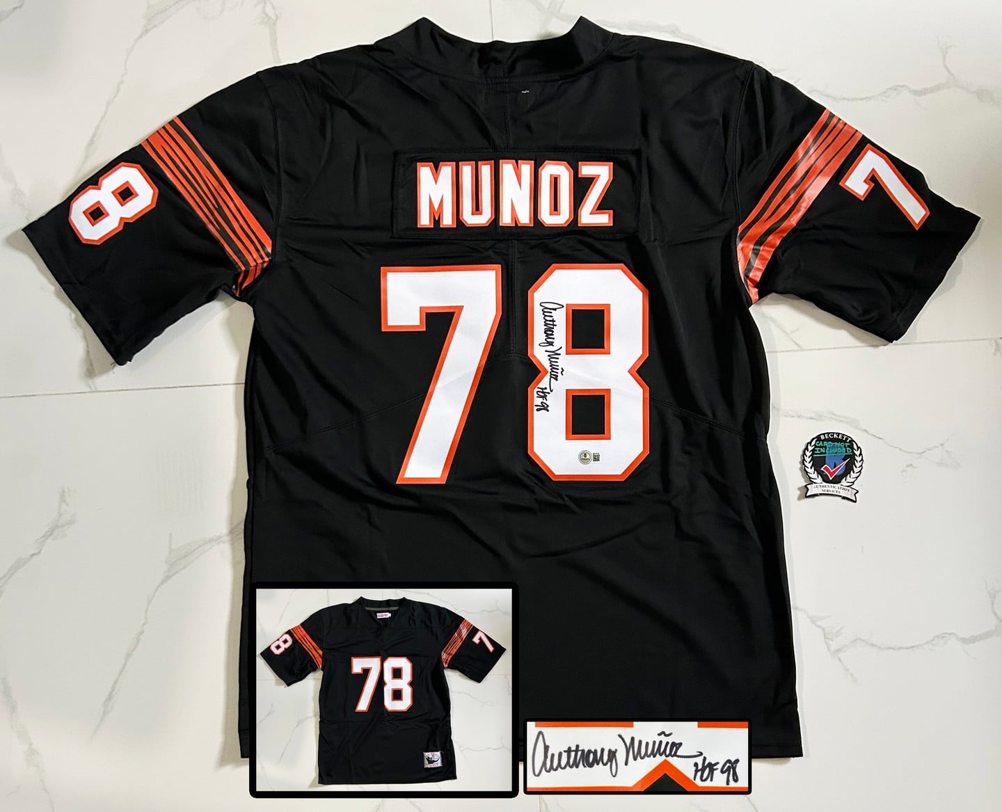 Anthony Munoz Signed Jersey Cincinnati Bengals Beckett BAS 1