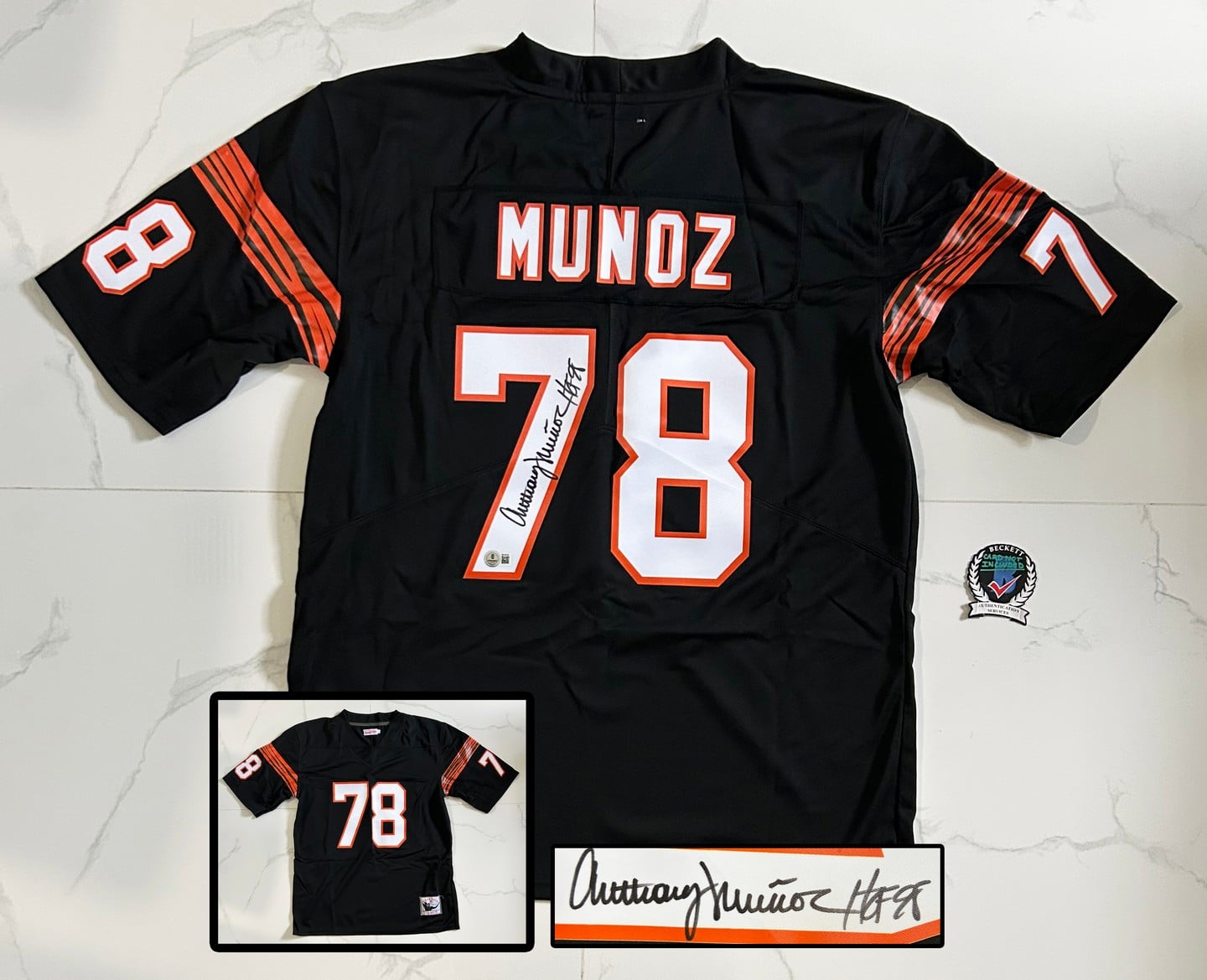 Anthony Munoz Signed Jersey Cincinnati Bengals Beckett BAS 2
