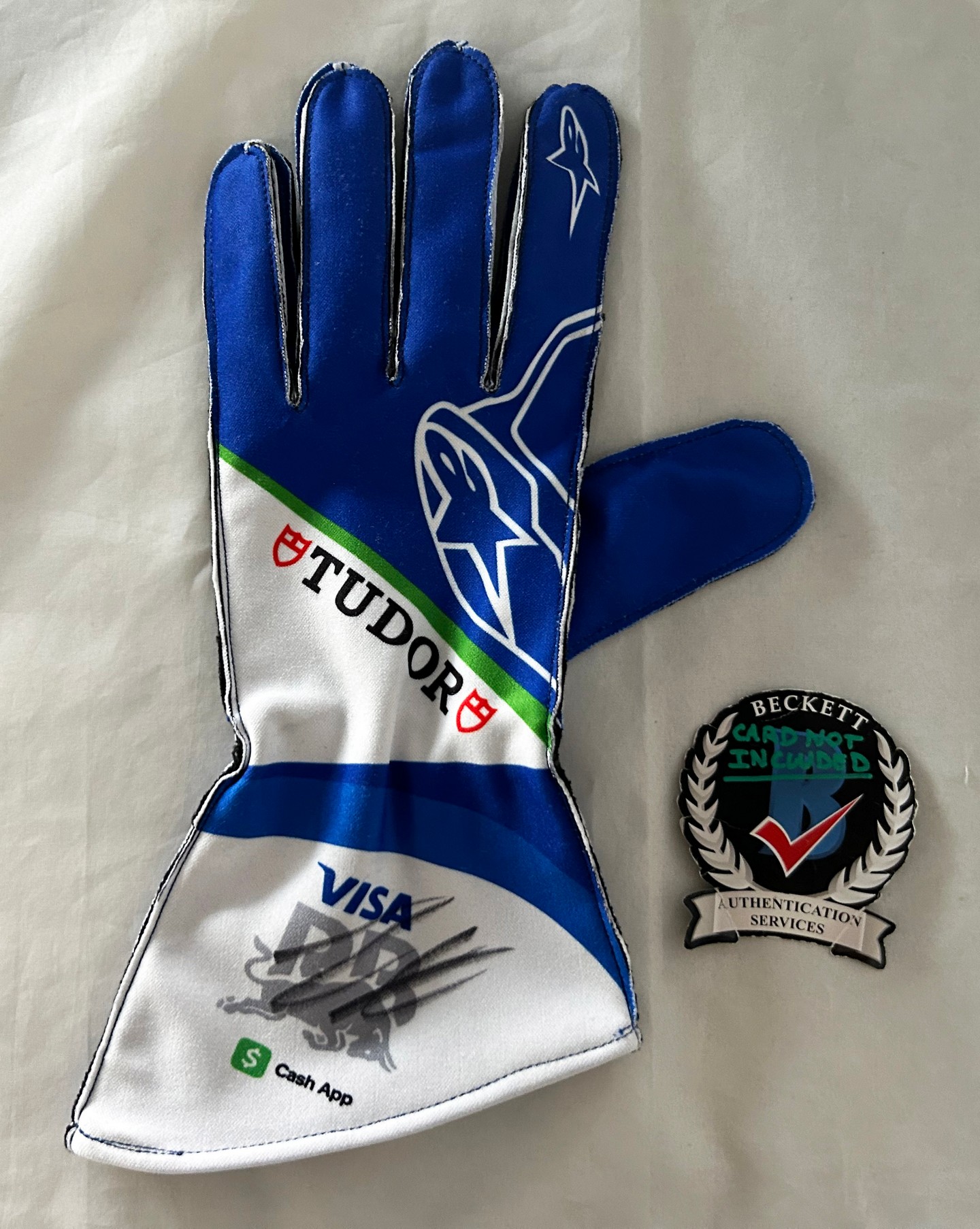 Isack Hadjar Signed Racing Glove Visa Cash App Racing Bulls Formula 1 F1 Beckett BAS