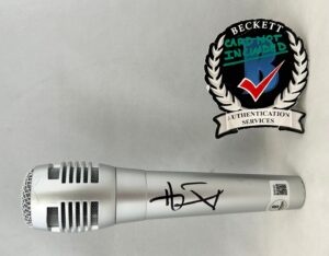 Hardy Signed Microphone Beckett BAS