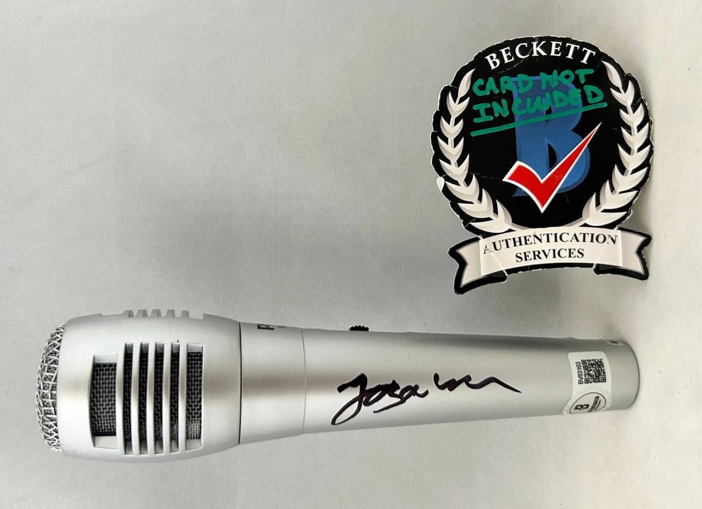 J Balvin Signed Microphone Beckett BAS