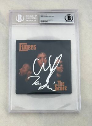 The Fugees Signed CD Cover Lauryn Hill Wyclef Jean The Score Beckett BAS
