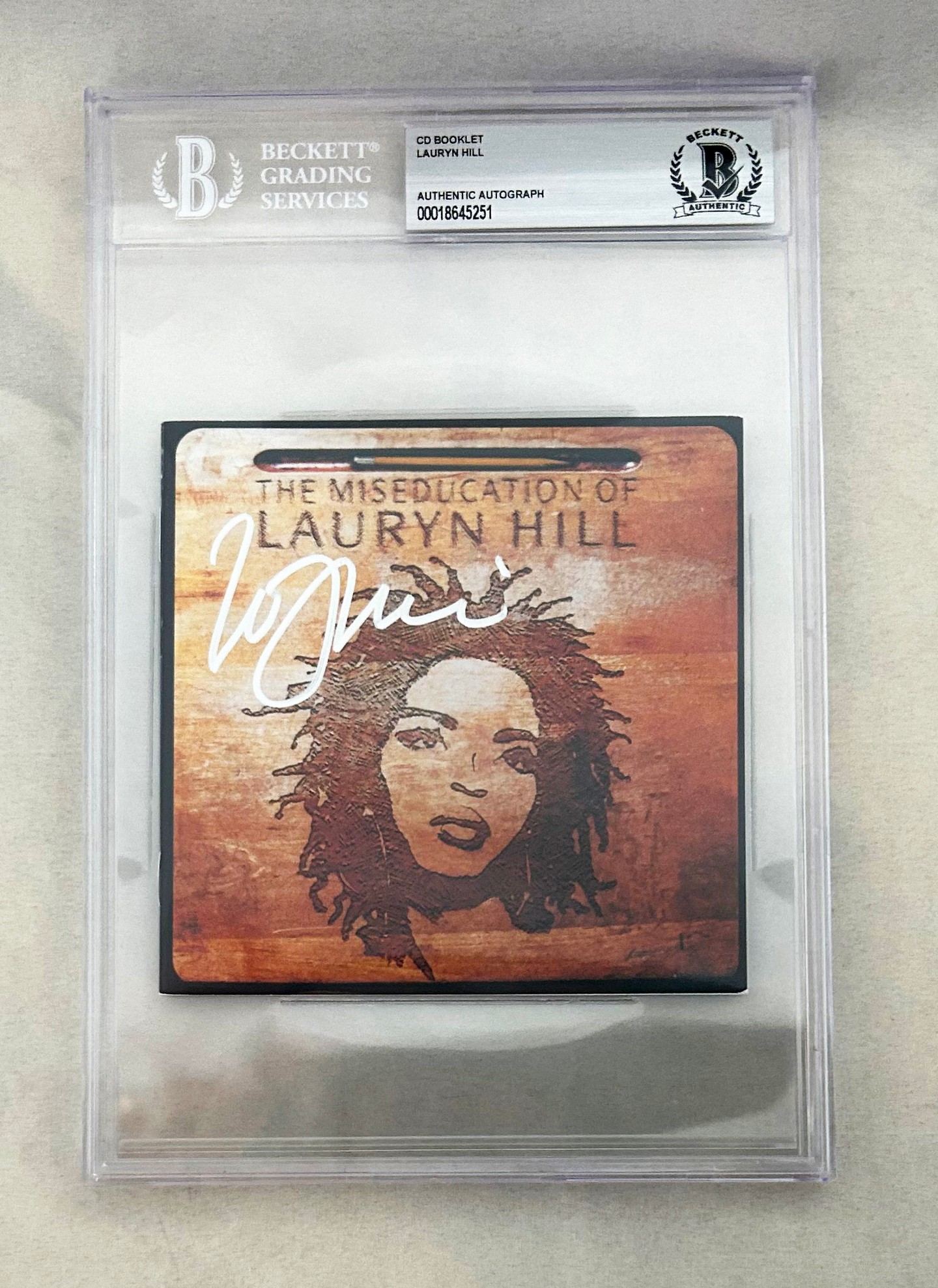 Lauryn Hill Signed CD Cover The Miseducation Of Lauryn Hill Beckett BAS 1