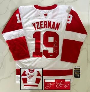 Steve Yzerman Signed Jersey Detroit Red Wings JSA