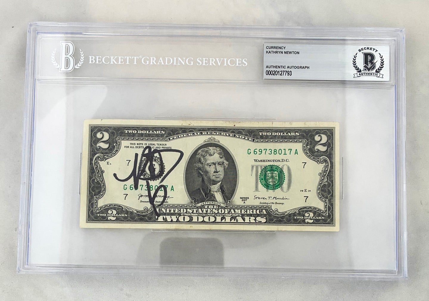 Kathryn Newton Signed $2 Bill US Currency Beckett BAS