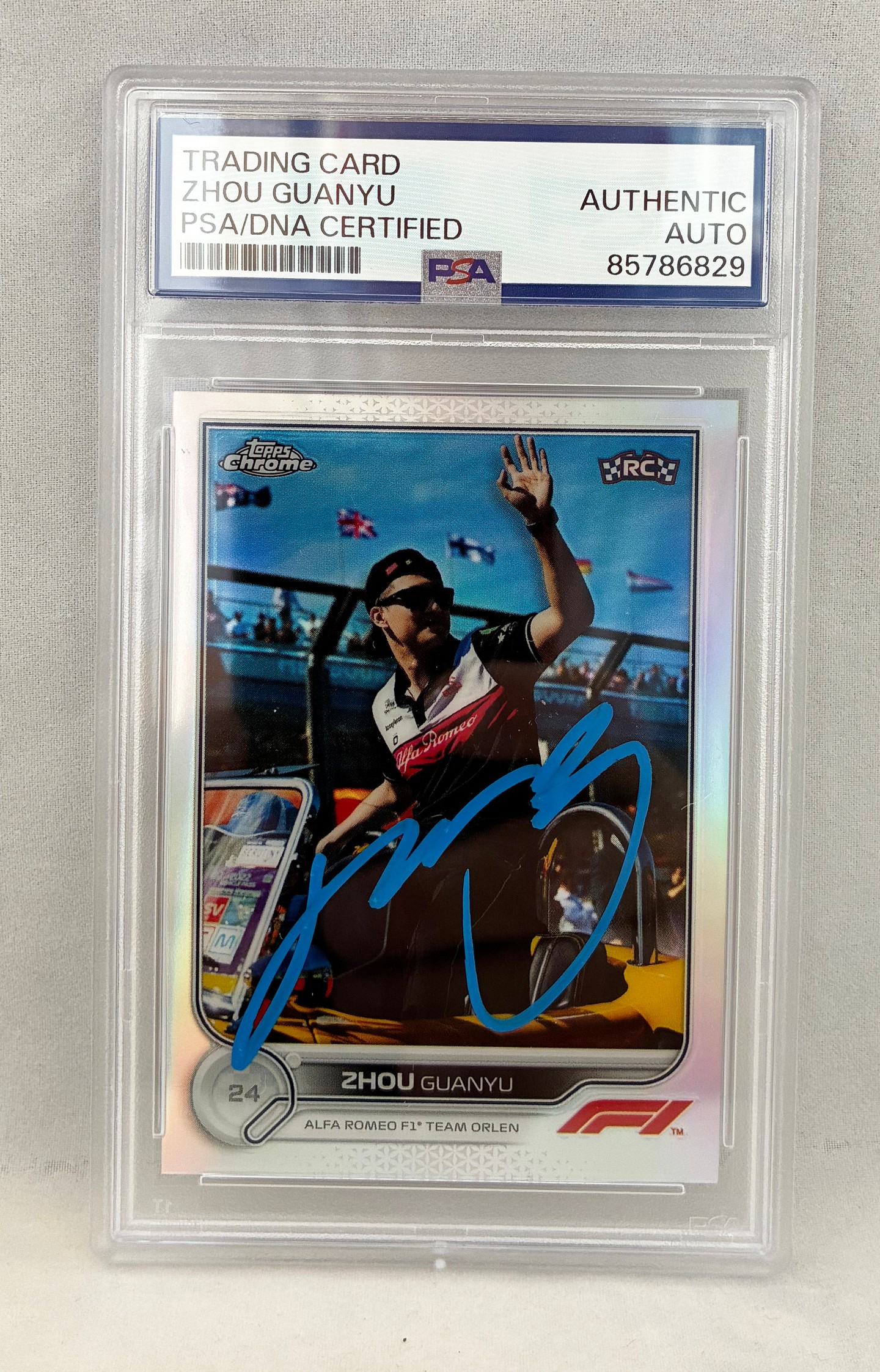 Zhou Guanyu Signed Rookie Card 2022 Topps Chrome #66 F1 PSA/DNA