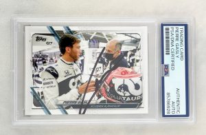 Pierre Gasly Signed Card 2021 Topps #36 F1 PSA/DNA