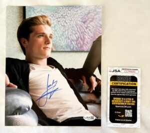 Josh Hutcherson Signed 8x10 Photo JSA 17
