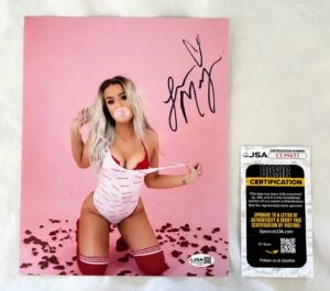 Tana Mongeau Signed 8x10 Photo JSA 1