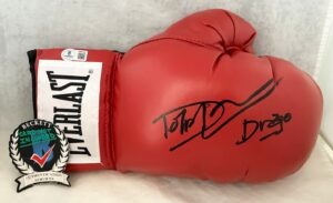 Dolph Lundgren Signed Boxing Glove Ivan Drago Rocky Beckett BAS