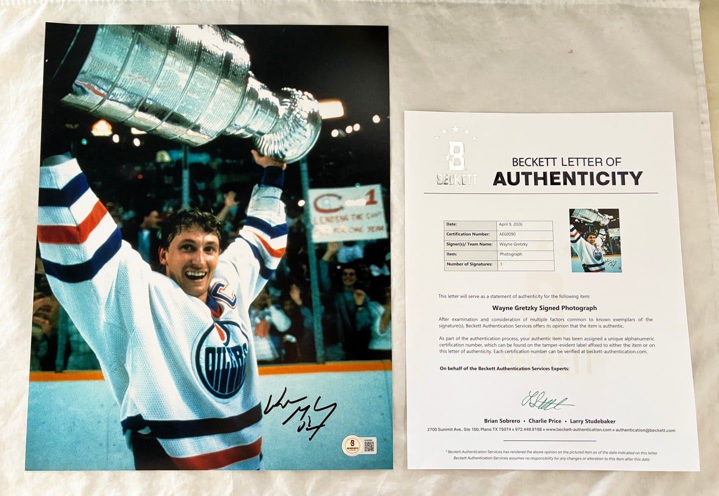 Wayne Gretzky Signed 11x14 Photo Edmonton Oilers Beckett BAS