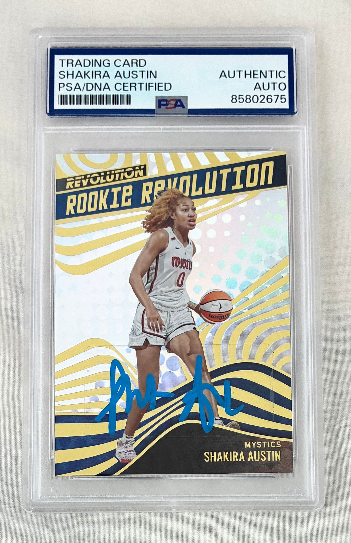 Shakira Austin Signed Rookie Card 2022 Panini Revolution Gold #8 PSA/DNA 1