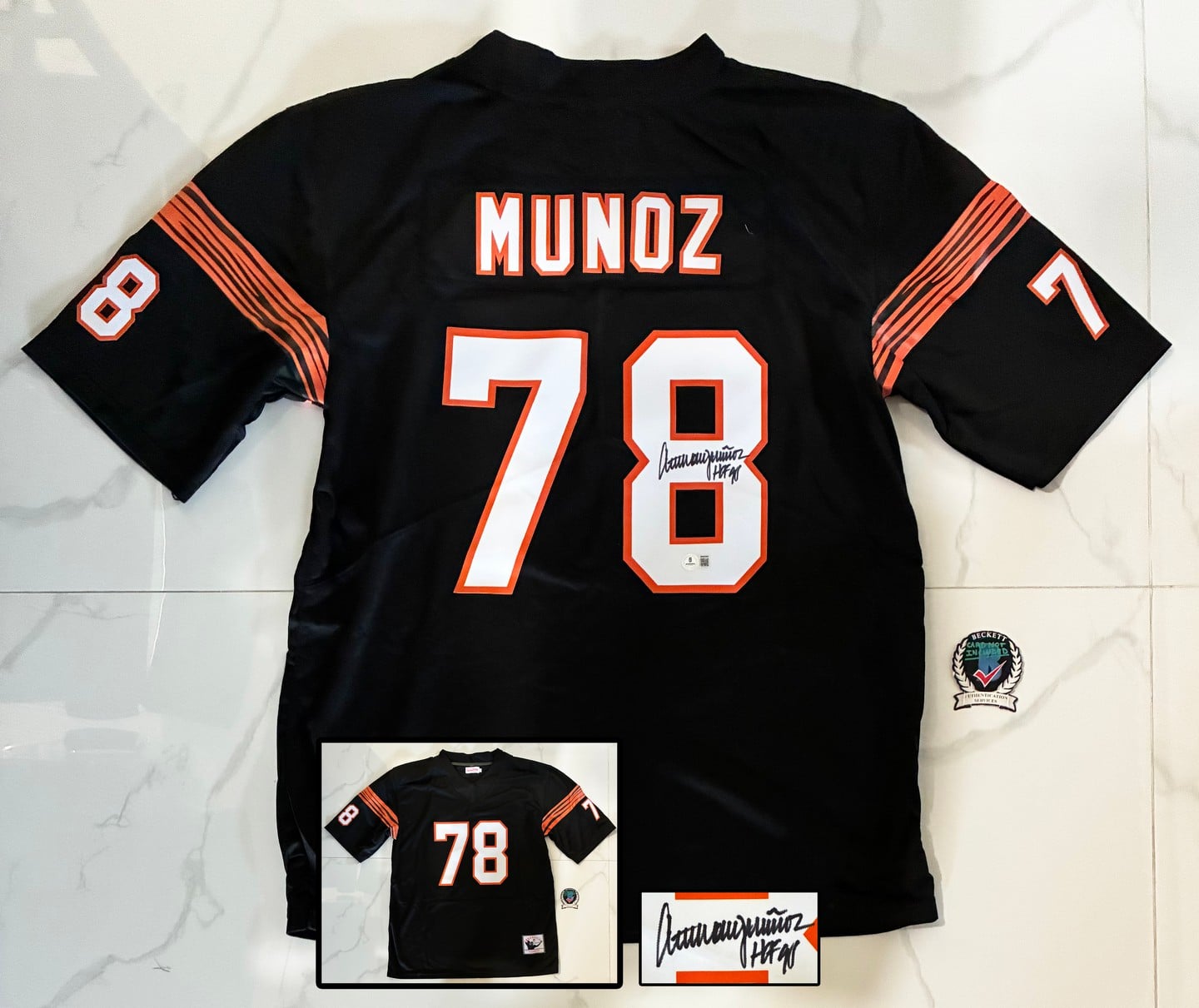 Anthony Munoz Signed Jersey Cincinnati Bengals Beckett BAS 1