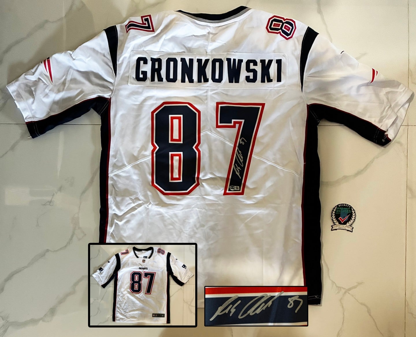 Rob Gronkowski Signed Jersey New England Patriots Beckett BAS