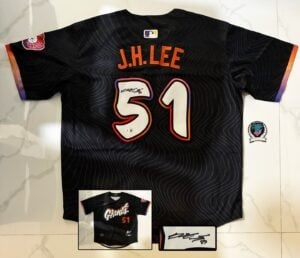 Jung Hoo Lee Signed Jersey San Francisco Giants Beckett BAS