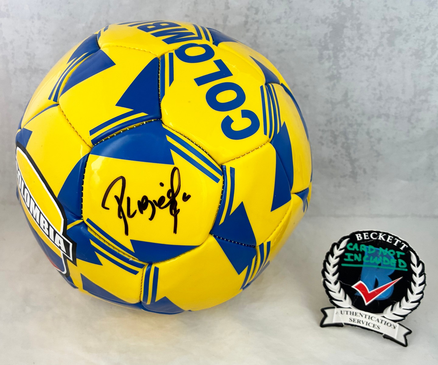 Pibe Carlos Valderrama Signed Soccer Ball Colombia Beckett BAS 1