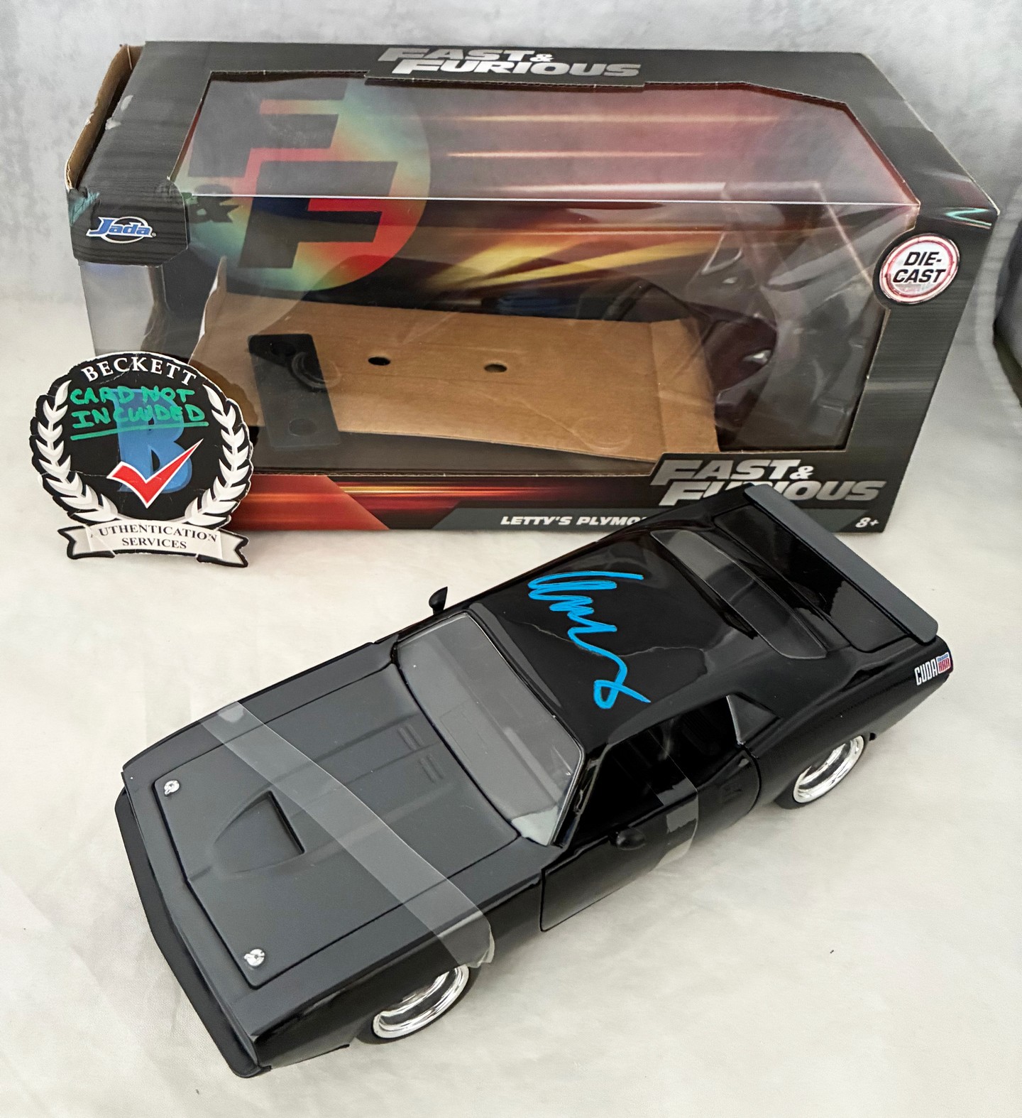 Michelle Rodriguez Signed Diecast Car 1:24 Fast & Furious 1970 Plymouth Barracuda BAS